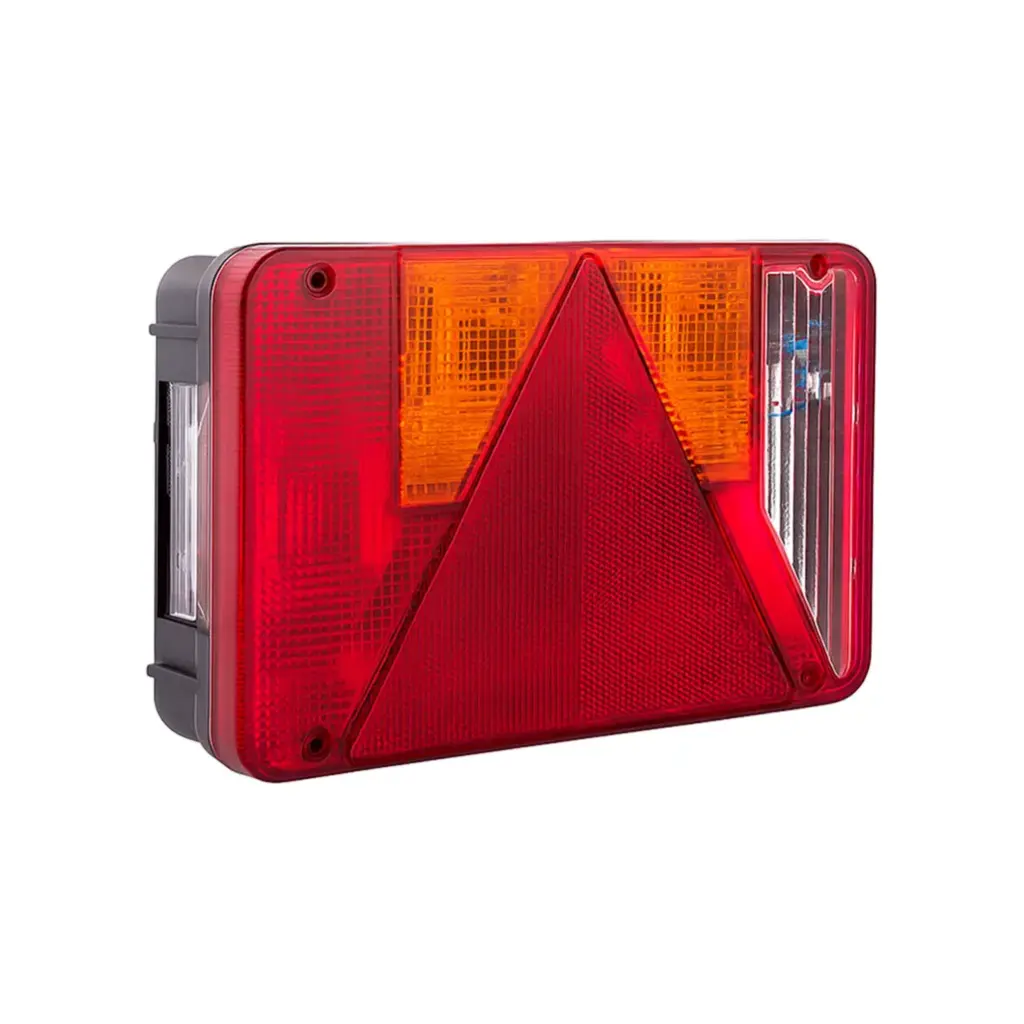 [Feux] Feu arrière Droit 5900